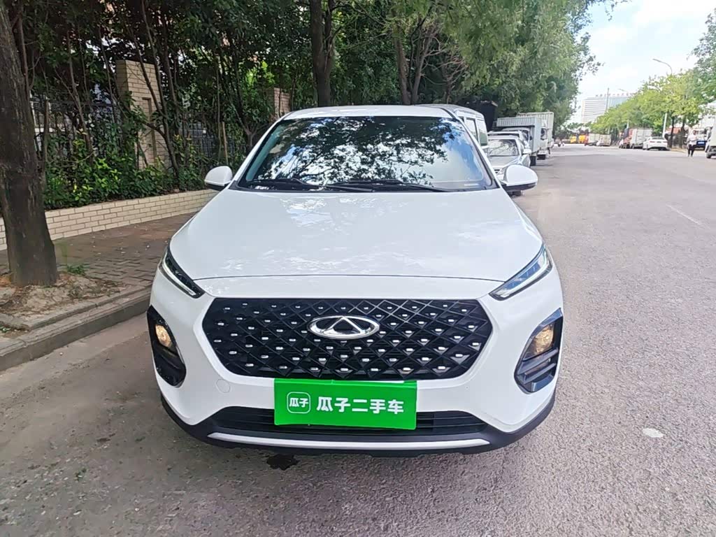 CHERY Tiggo 3x 1.5 л 2024 г. Белый, пробег 13700 км