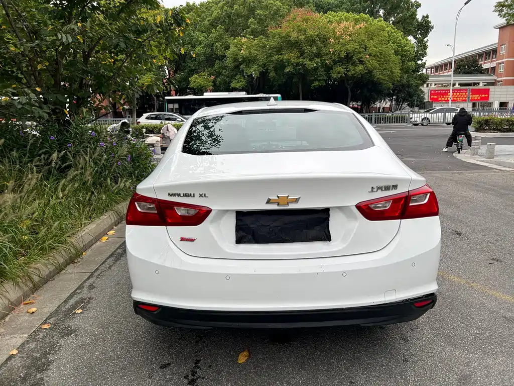 Chevrolet Malibu XL — миниатюра 6