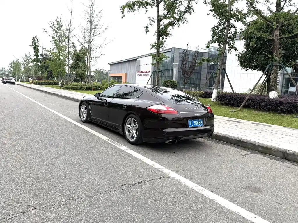 Porsche Panamera — миниатюра 5