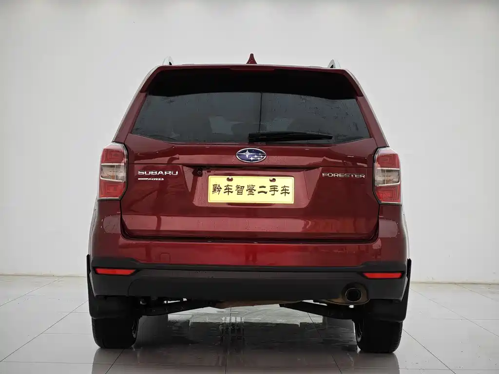 Subaru Forester 2.5i Auto Premium Edition, фото 5