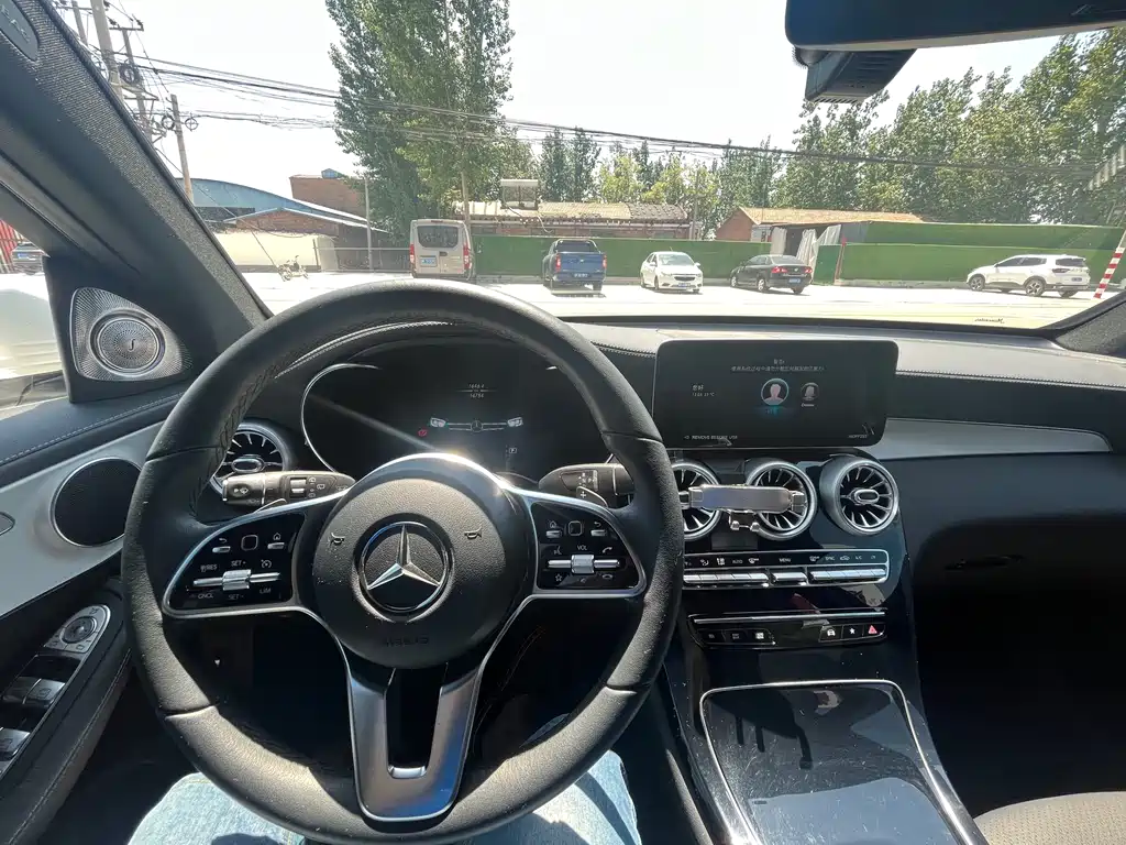 Mercedes-Benz GLC 2022 GLC 260 L 4MATIC