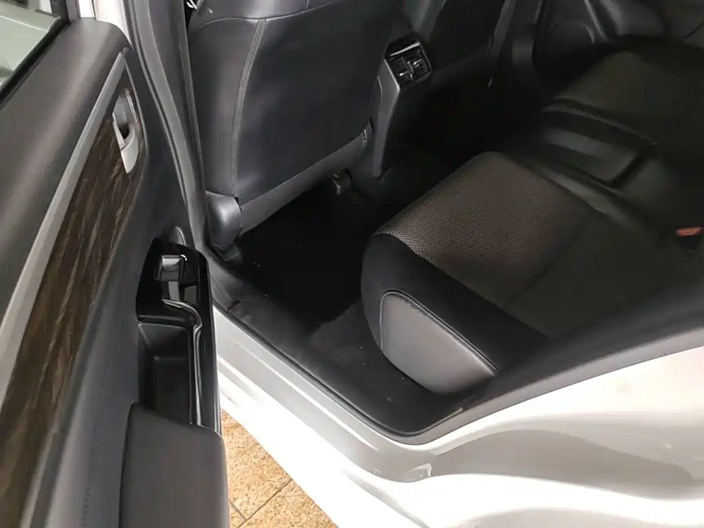 Honda Jade — миниатюра 17
