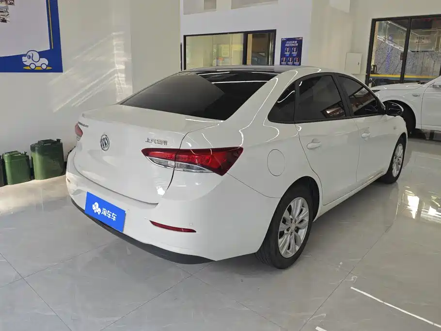 Buick Excelle — миниатюра 3