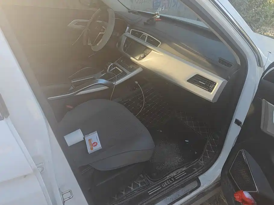 Geely Boyue — миниатюра 8