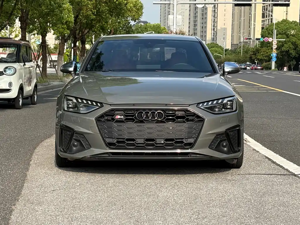Audi S4 — миниатюра 2