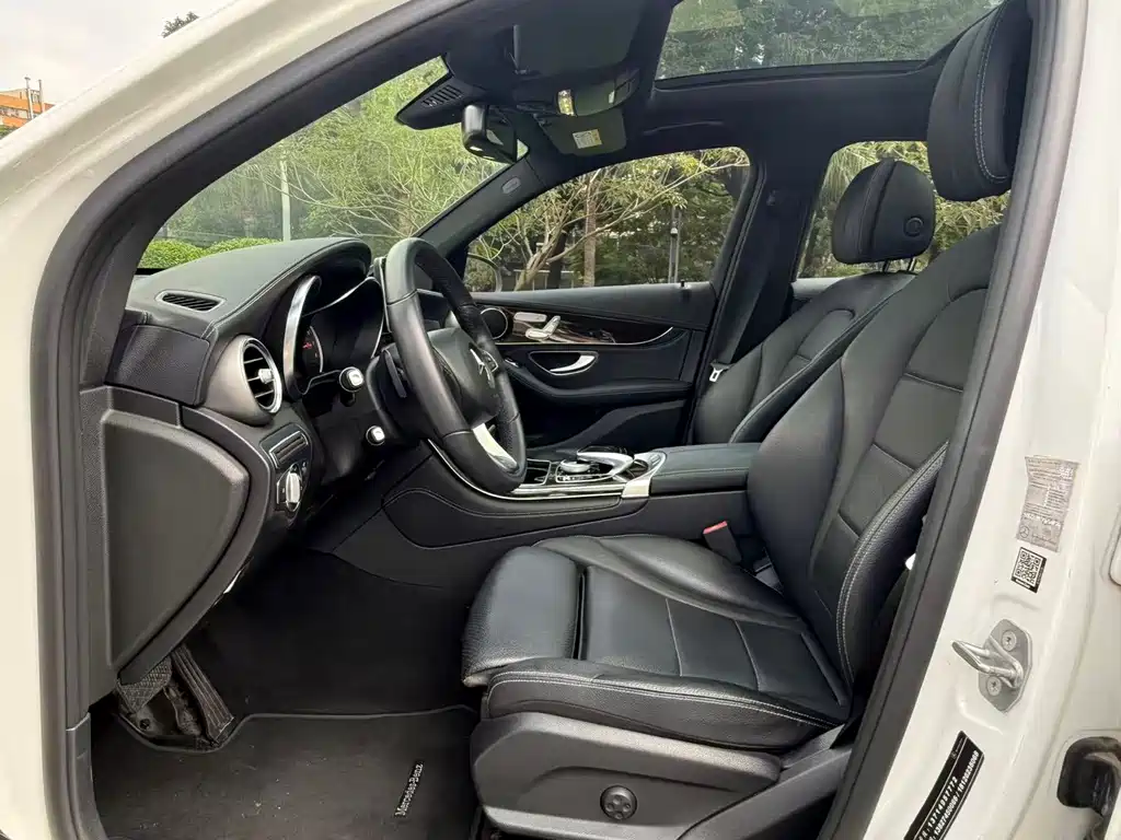 Mercedes-Benz GLC — миниатюра 8