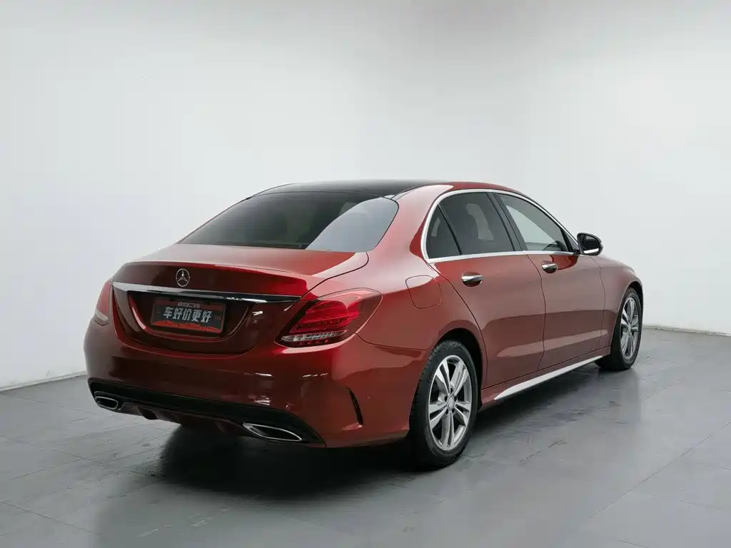Mercedes-Benz C-Class — миниатюра 2