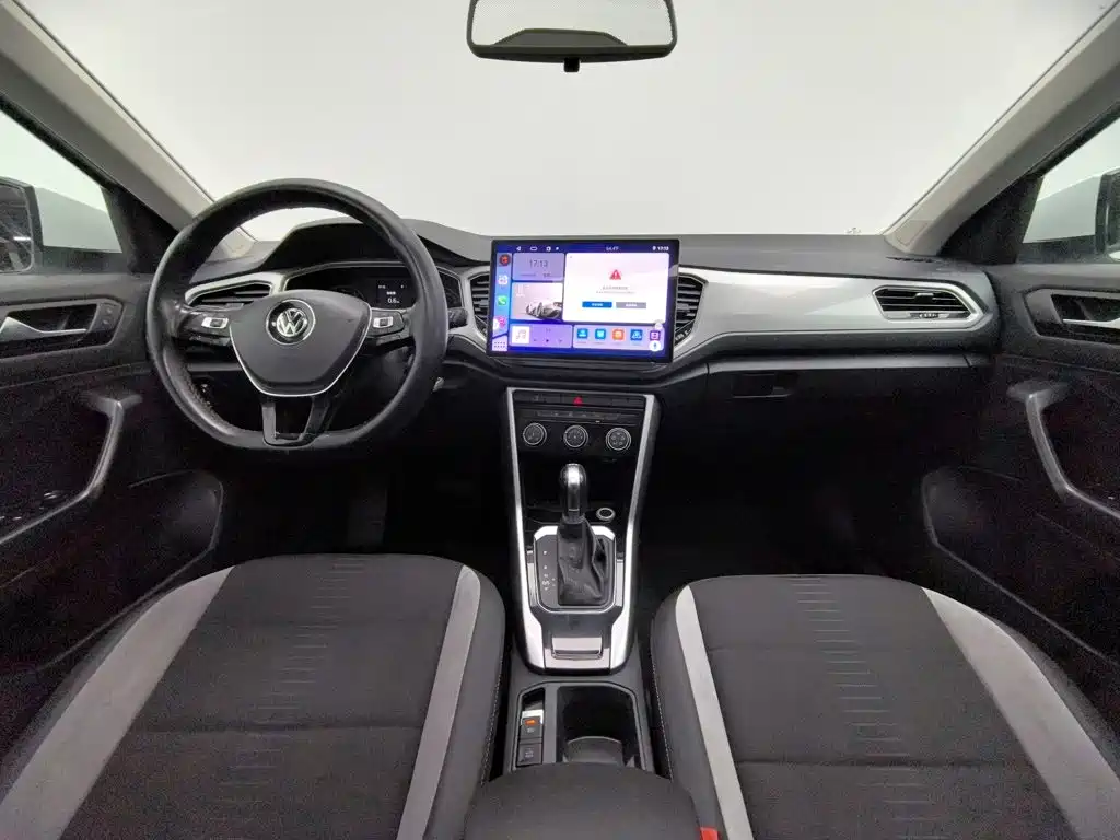 Volkswagen T-Roc — миниатюра 5