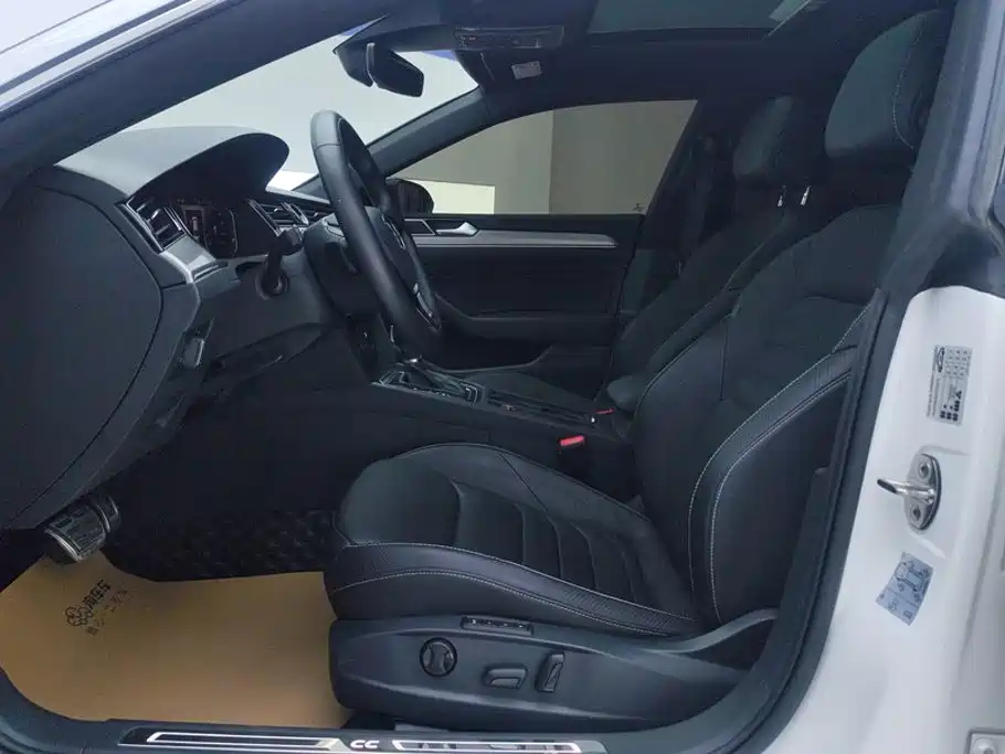 Volkswagen CC — миниатюра 9
