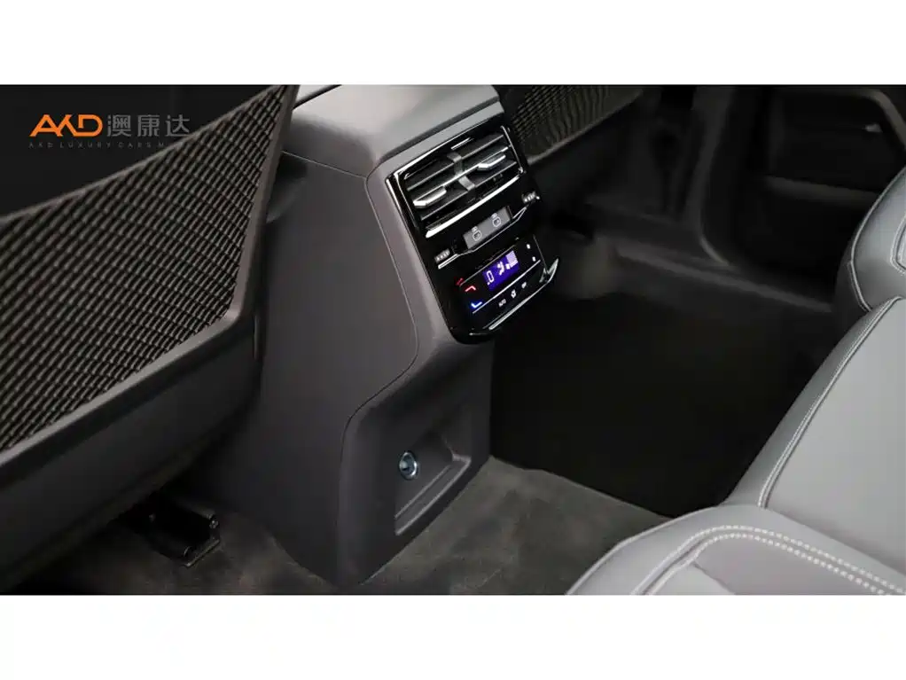 Audi Q6 — миниатюра 10