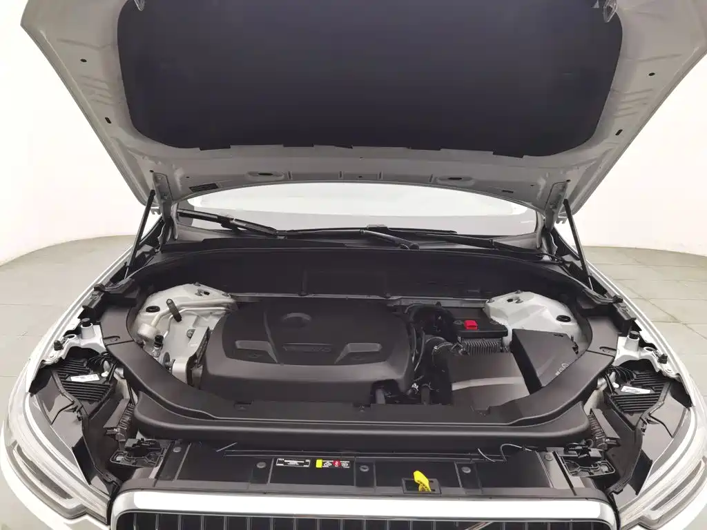 Volvo XC60 — миниатюра 6