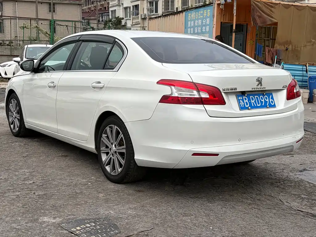 Peugeot 408 2014 1.8L AT Luxury