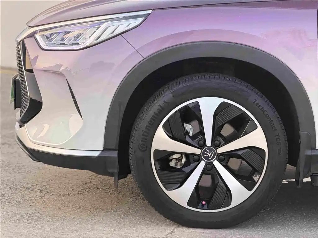 BYD PLUS New Energy — миниатюра 9