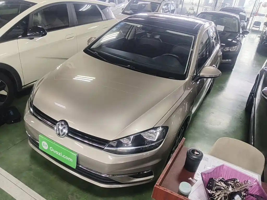Volkswagen Golf — миниатюра 2