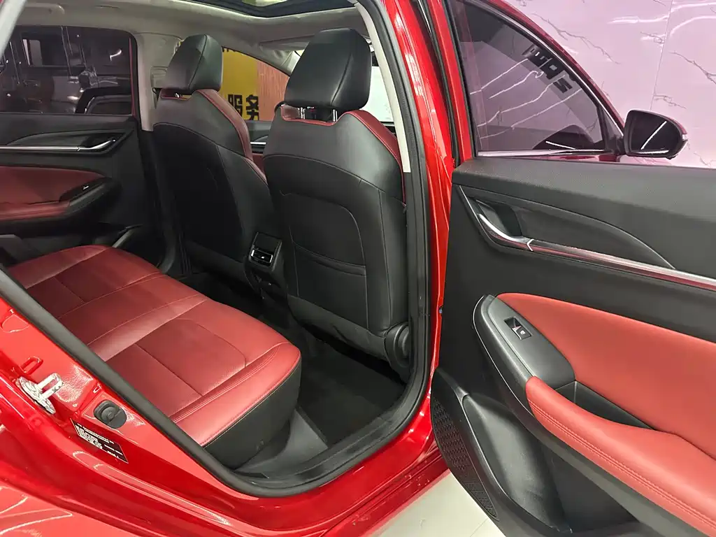 Changan Eado PLUS Blue Whale NE 1.4T GDI DCT Flagship Type, фото 16