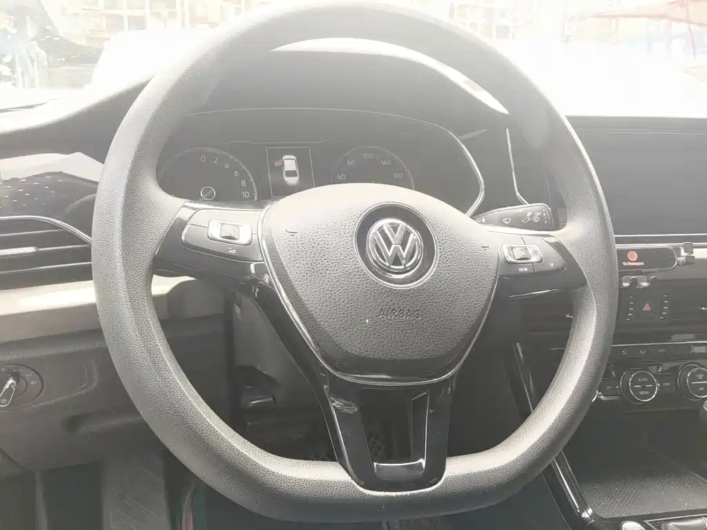 Volkswagen Passat PHEV — миниатюра 4