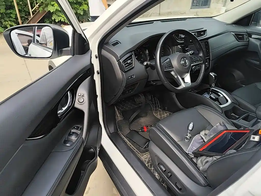 Nissan X-Trail — миниатюра 16