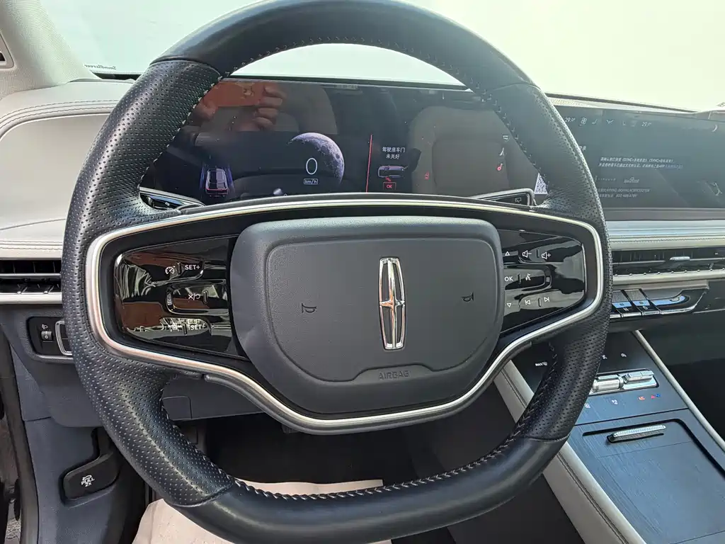 Lincoln Corsair — миниатюра 10