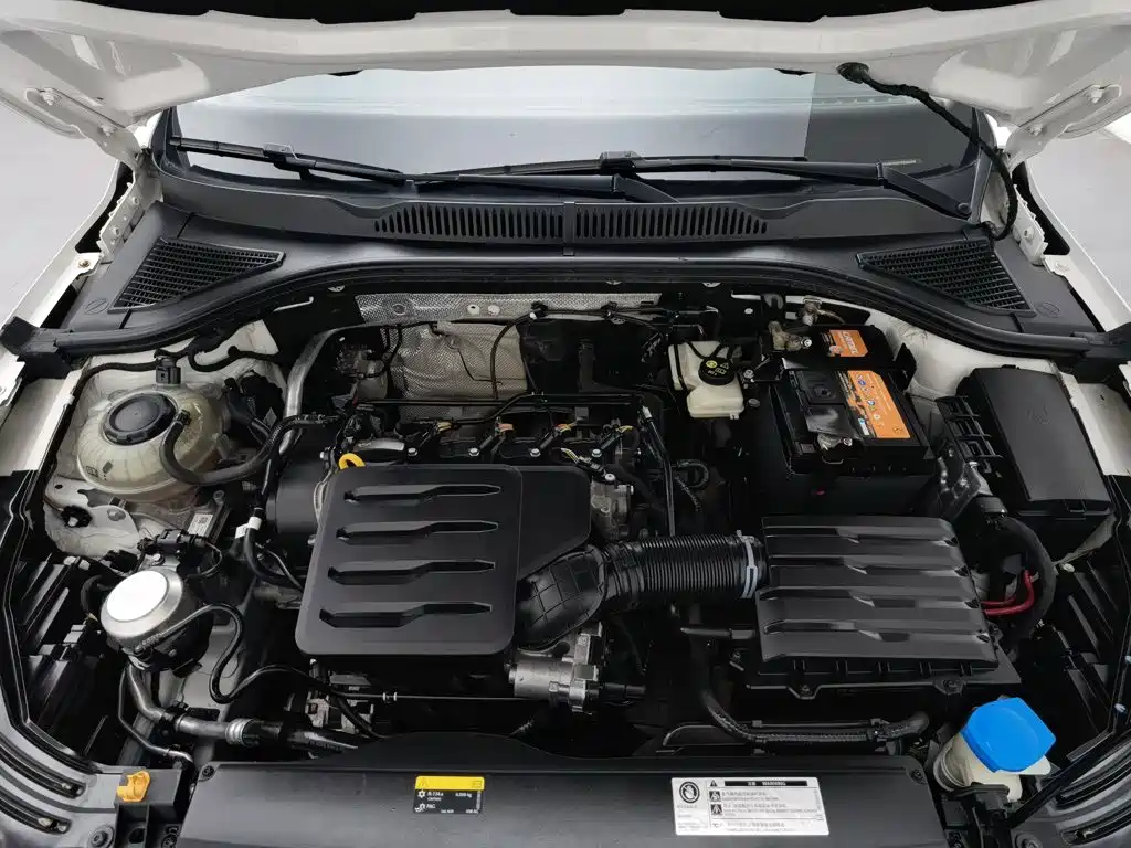 Volkswagen Lavida — миниатюра 6