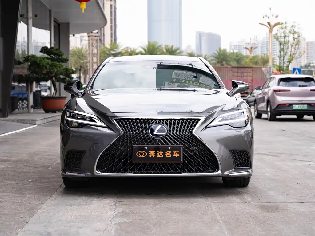 Lexus LS 2021 500h Executive
