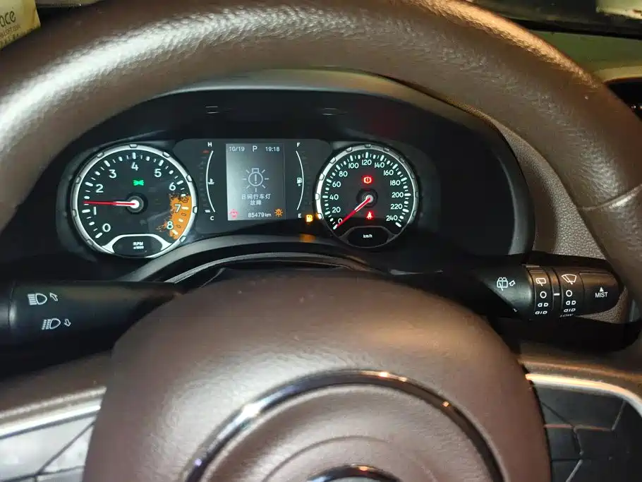 Jeep Renegade — миниатюра 14