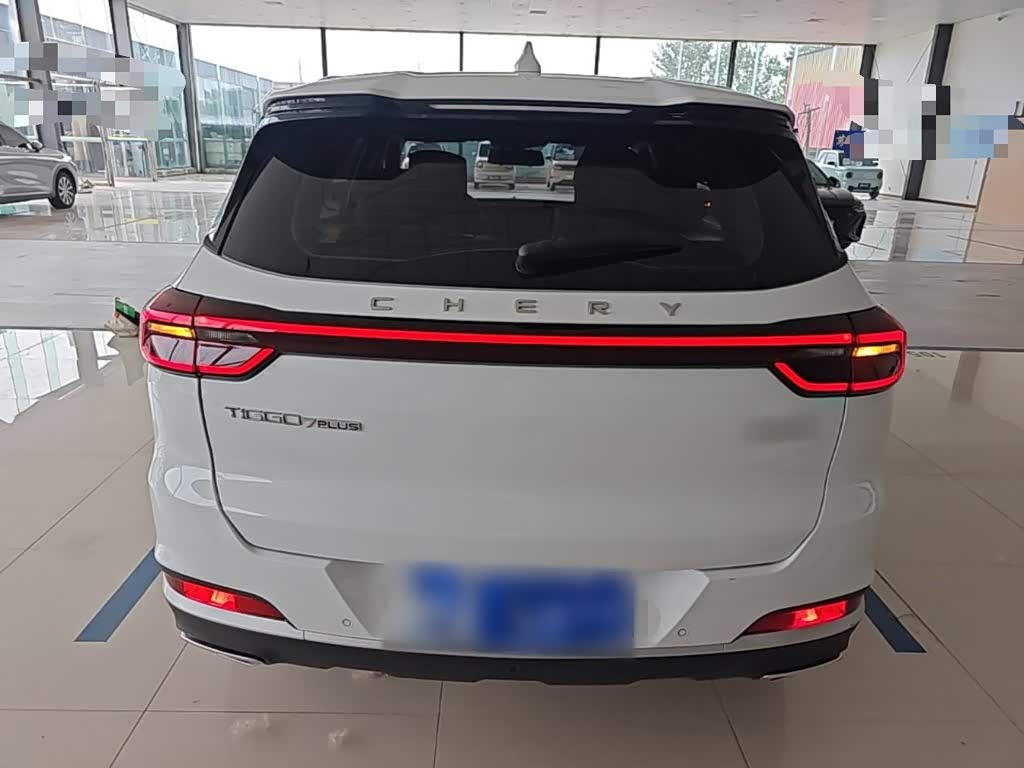 CHERY Tiggo 7 PLUS 1.5 л 2022 г. Белый, пробег 46000 км