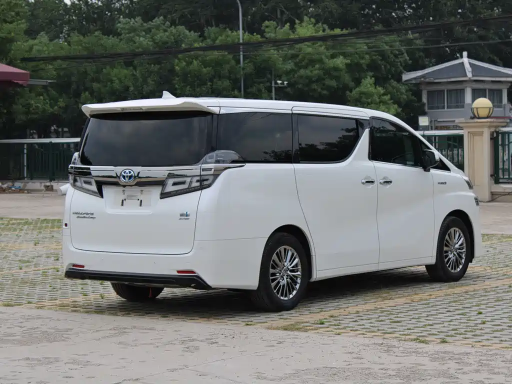 Toyota Vellfire 2020 2.5L HV Luxury