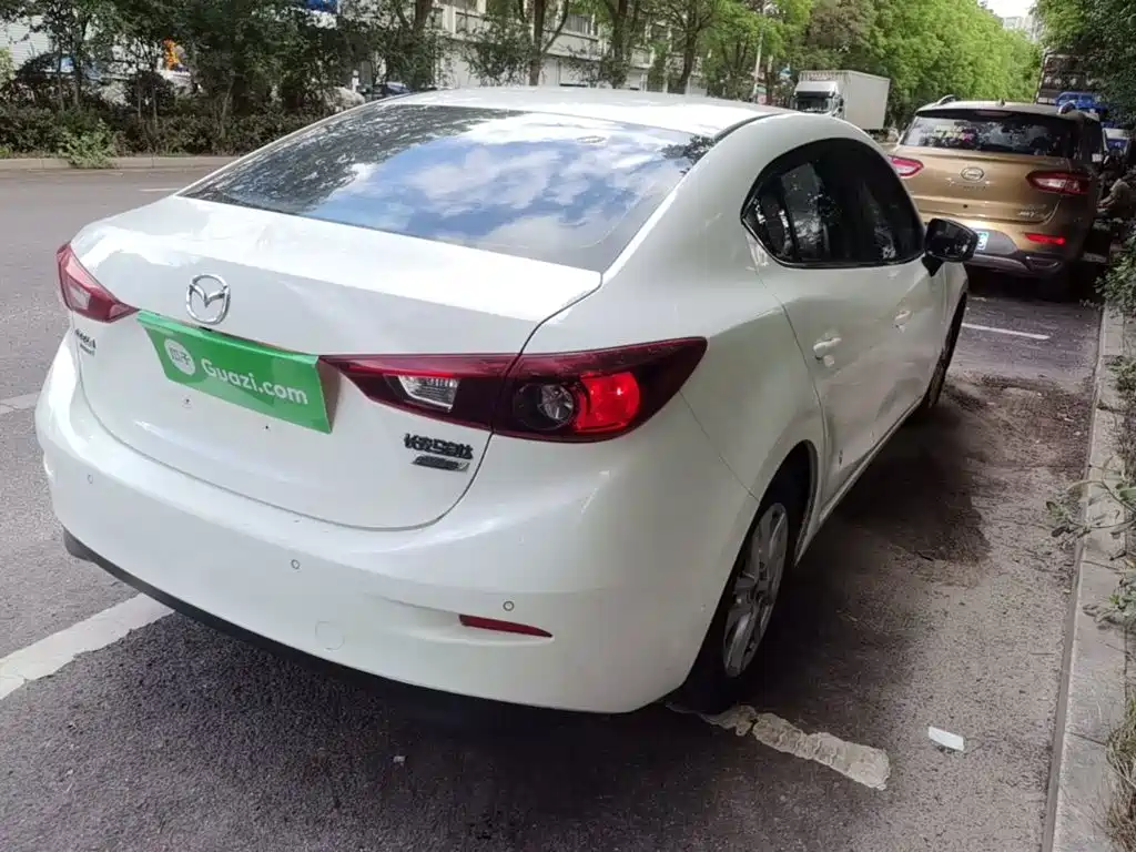 Mazda Mazda3 — фотографии объявления, Фото 8