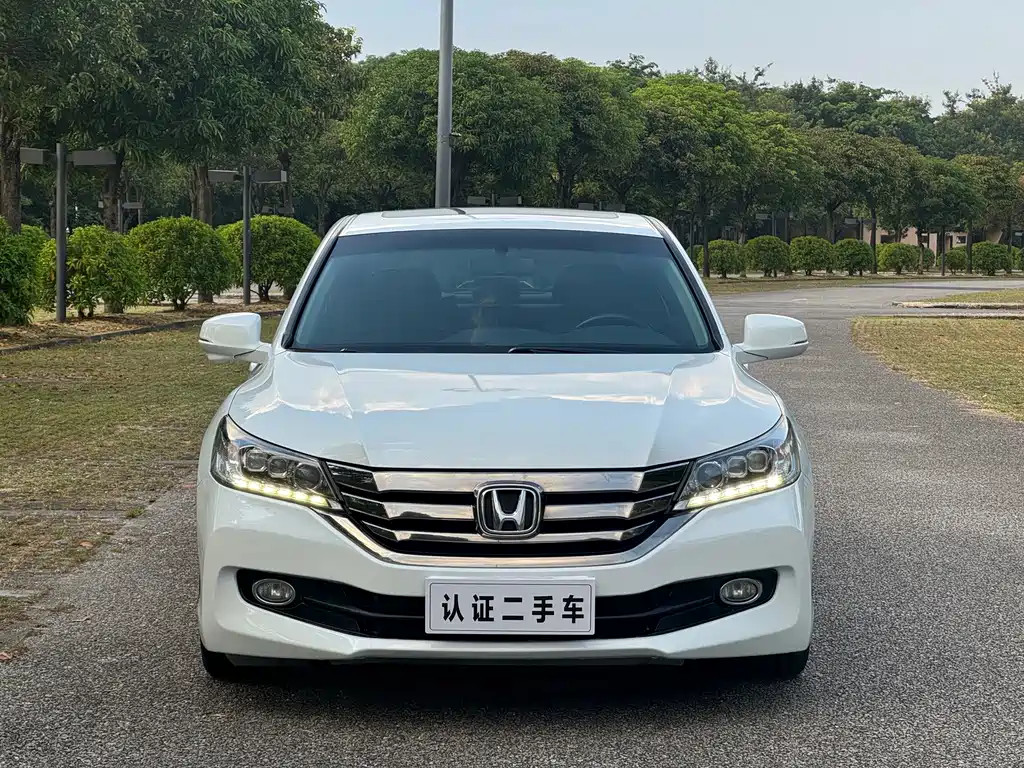 Honda Accord — миниатюра 2