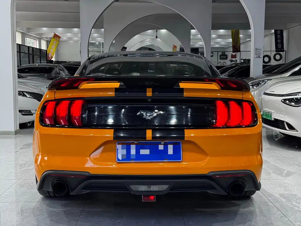 Ford Mustang — миниатюра 4