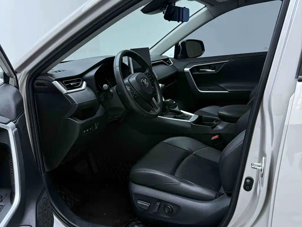 Toyota Wildlander — миниатюра 4