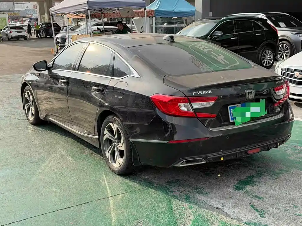 Honda Accord — миниатюра 6