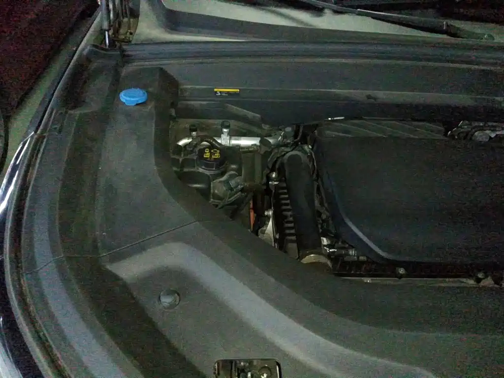 Li Auto Li L8 — миниатюра 22