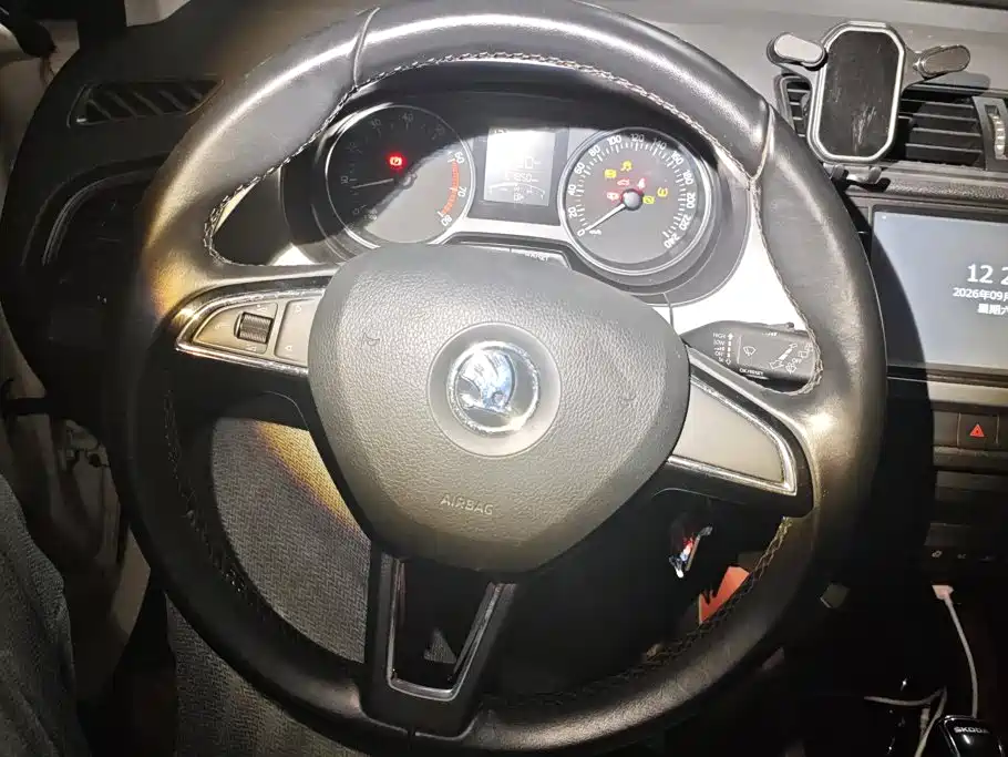 Skoda Fabia — миниатюра 15