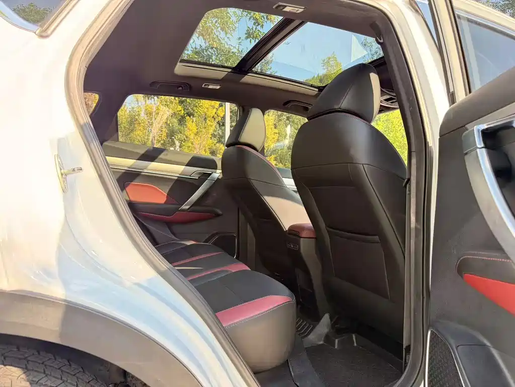 Geely Binyue — миниатюра 14