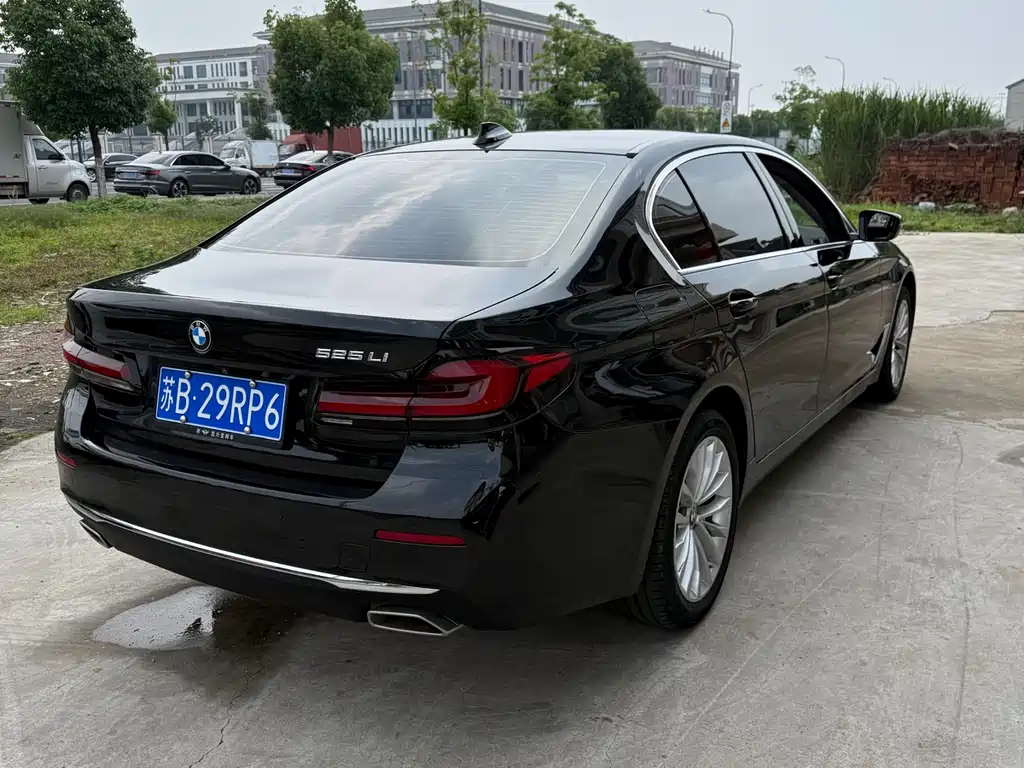 BMW 5 Series 5 2022 525Li M Sport