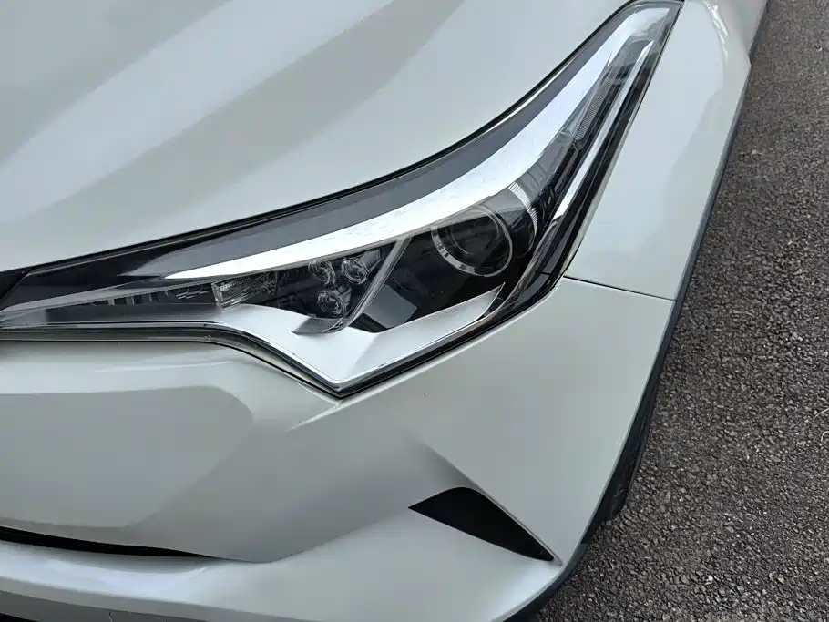 Toyota C-HR — миниатюра 5