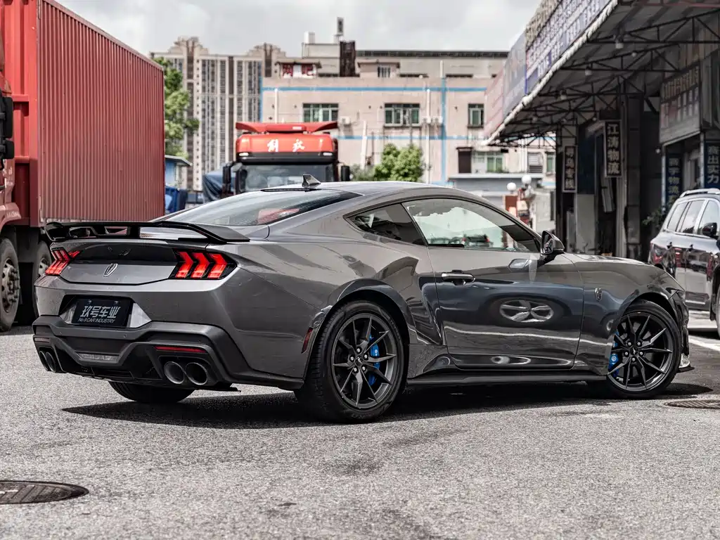 Ford Mustang 5.0L V8 Dark Horse, фото 3