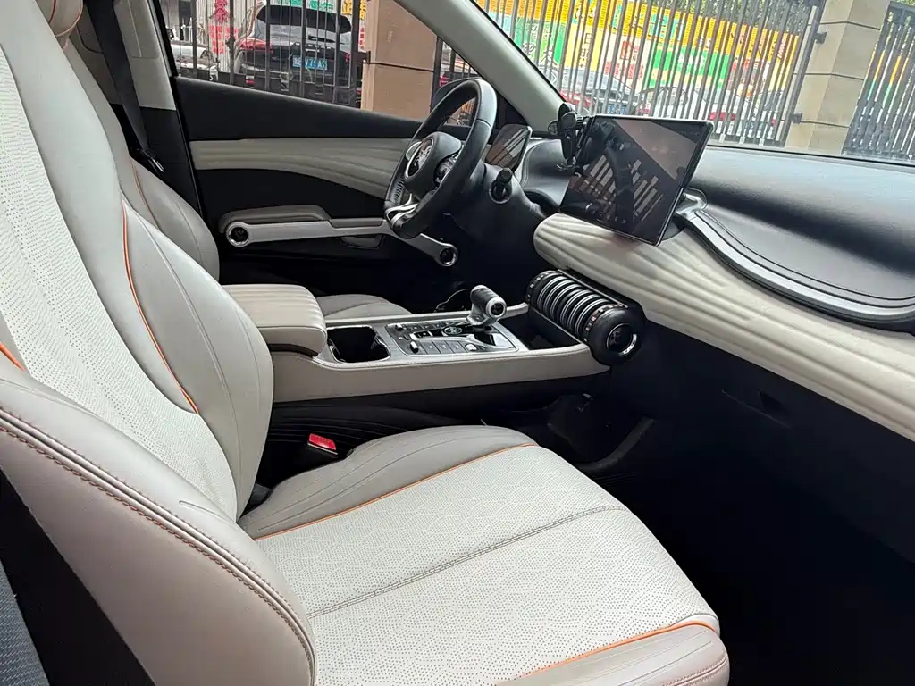 BYD Yuan Plus — миниатюра 14