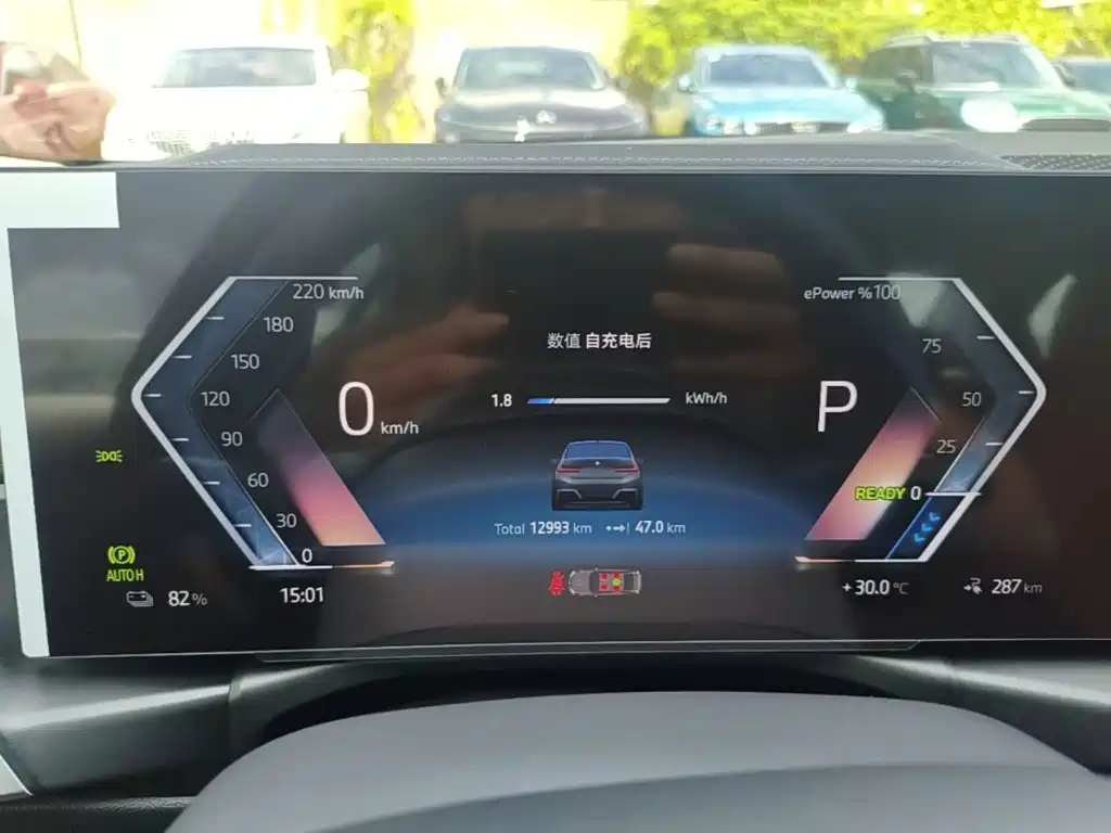 BMW i3 — миниатюра 12