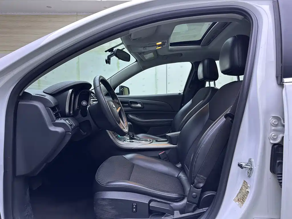 Chevrolet Malibu — миниатюра 8