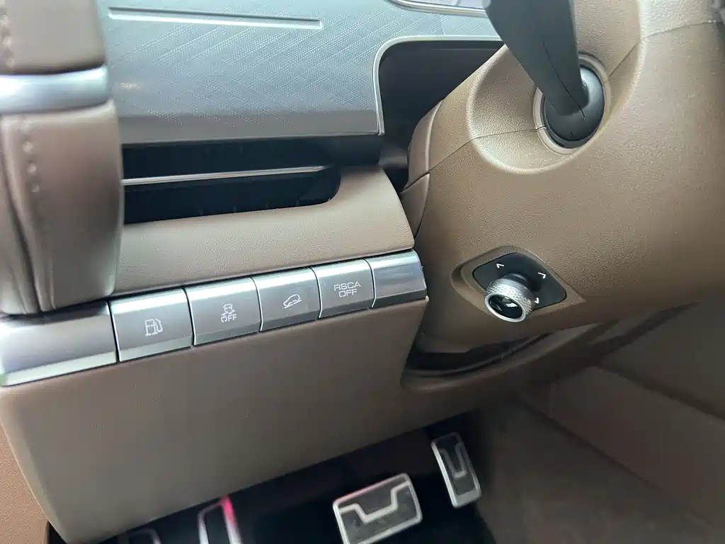 TANK TANK 700 NEW ENERGY