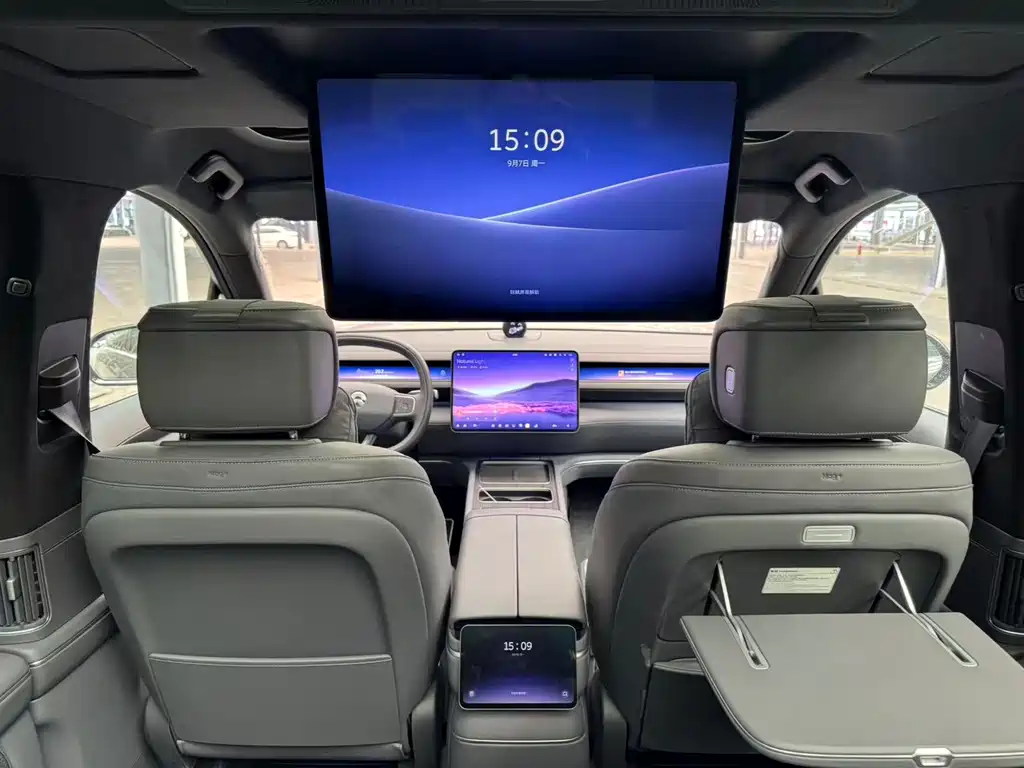 NIO ES8 — миниатюра 8