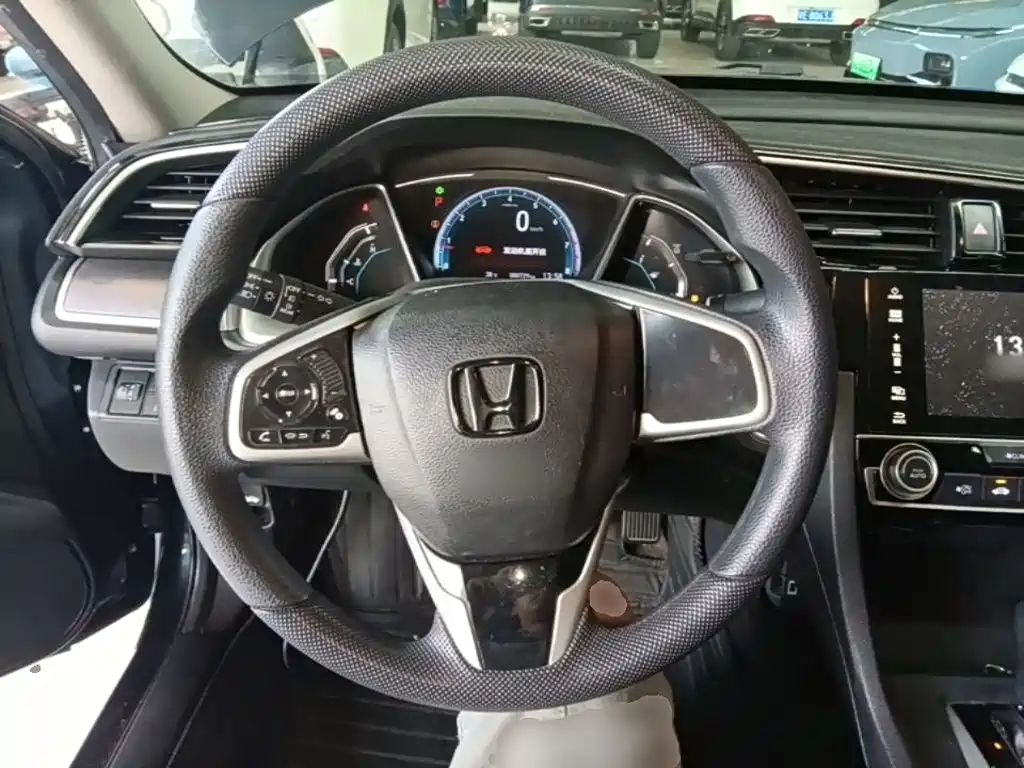 Honda Civic — миниатюра 11