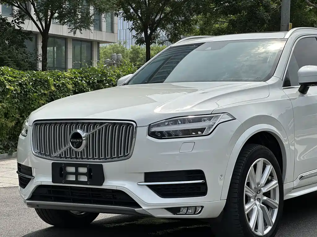 Volvo XC90 2019 T6 7 мест V