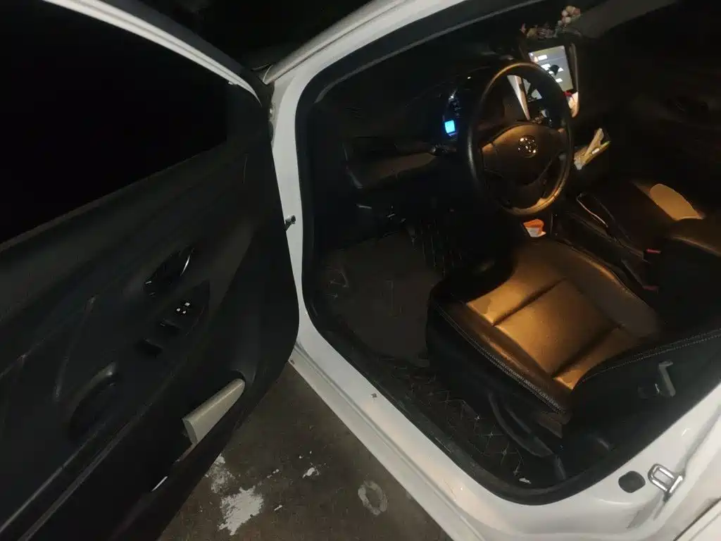 Toyota Vios FS — миниатюра 13