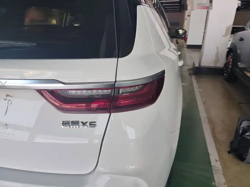 Geely Vision X6 — миниатюра 8