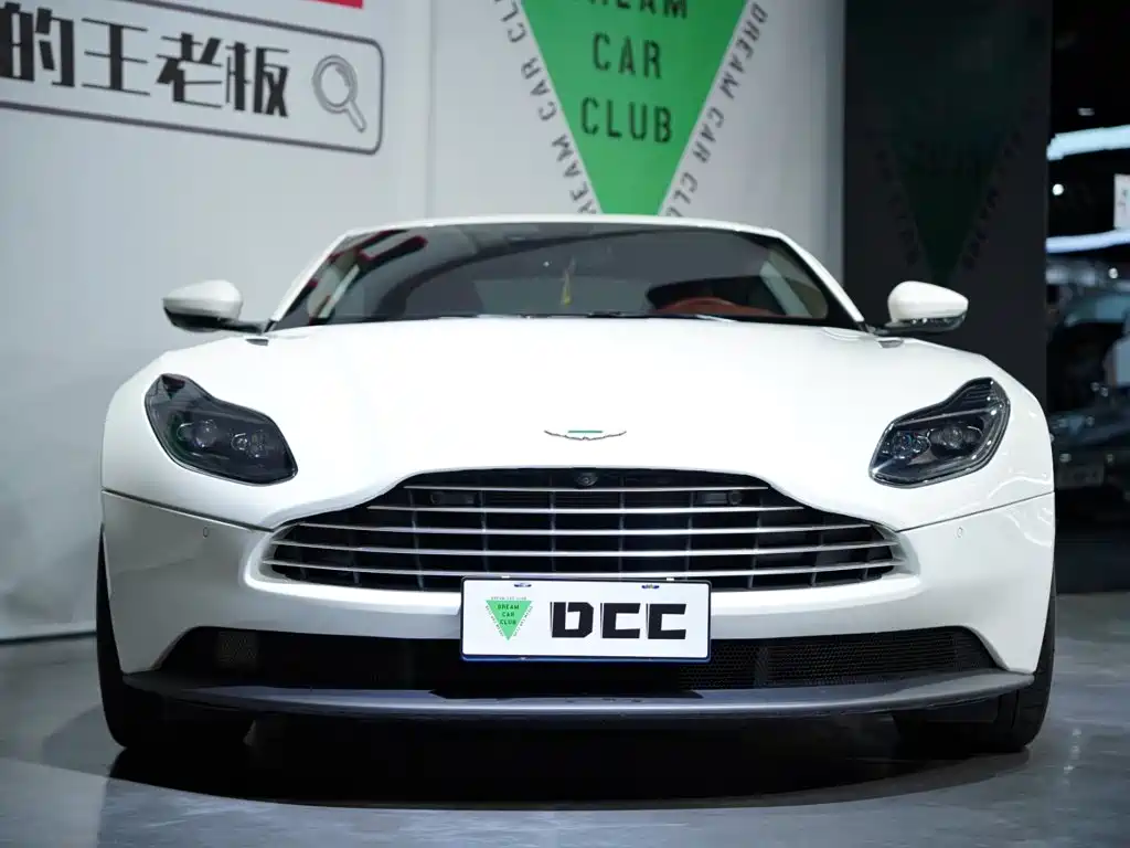 Aston Martin DB11 — миниатюра 55