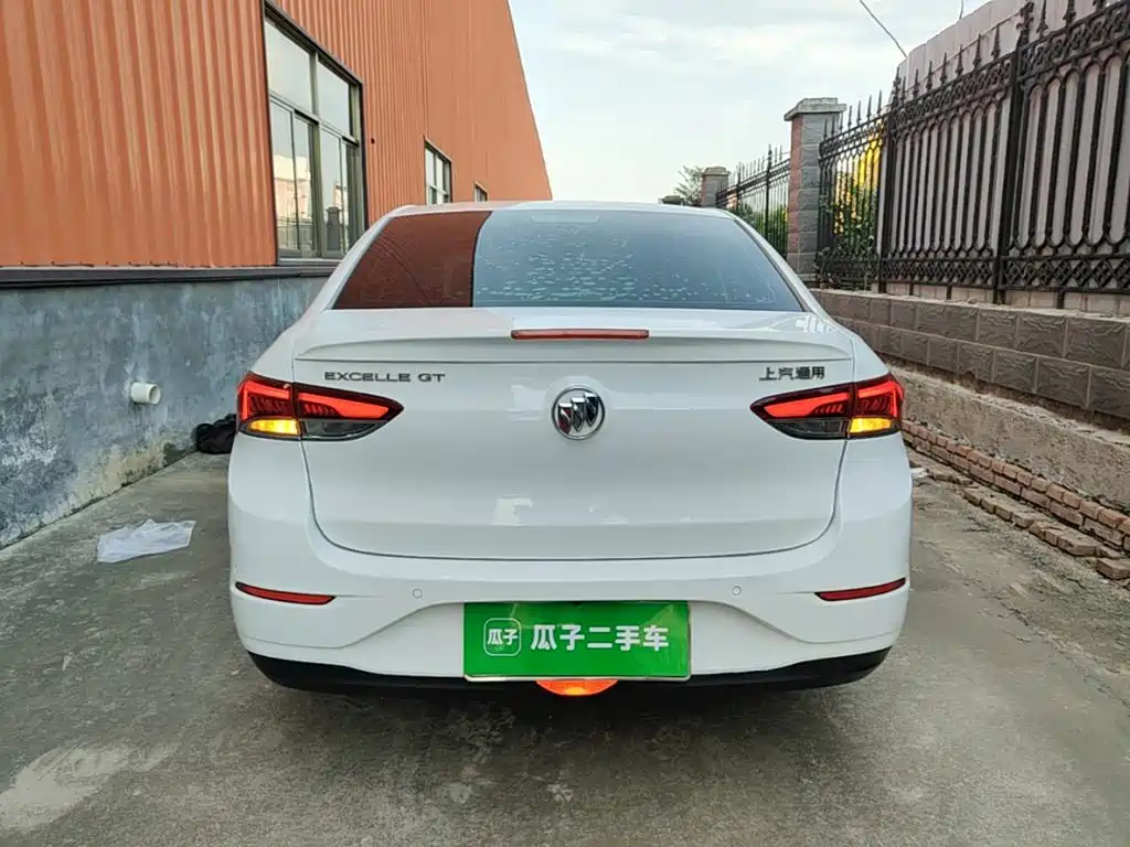 Buick Excelle — миниатюра 6