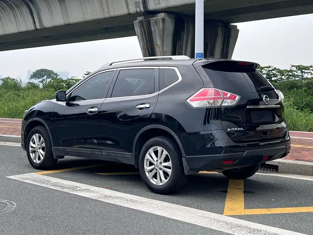 Nissan X-Trail — миниатюра 9